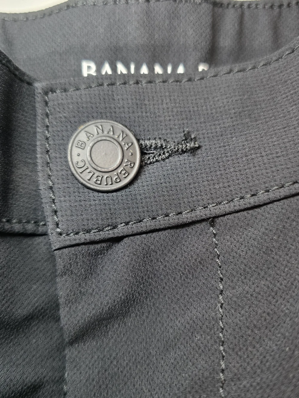 Banana Republic classic black